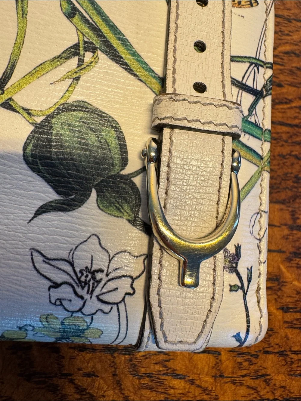 Gucci Flora “Nice” Zip Around Long Wallet w/COA